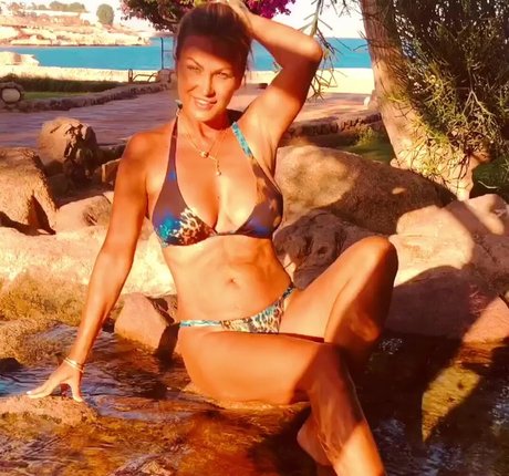 Eva Henger 完璧なモデル 画像