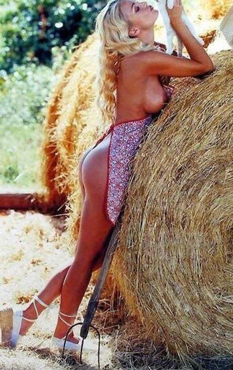 Eva Henger 裸の女優 ギャラリー