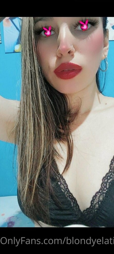 val latina top profile image