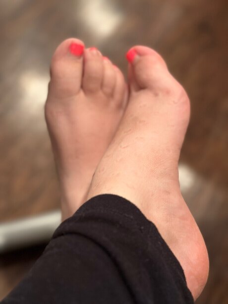 dazzlingfeets ヌードスター 画像
