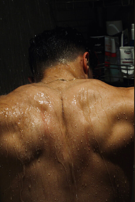 Alessandro G HDスター 写真