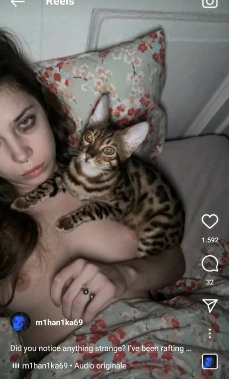 Mihanika アートモデル 写真