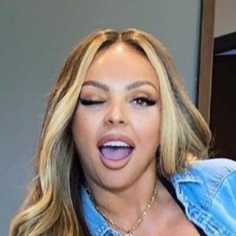 Jesy Nelson ポルノスター 写真