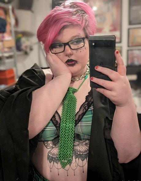 emopink69 profile image