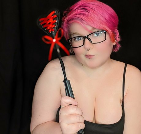 emopink69 素敵なモデル 写真