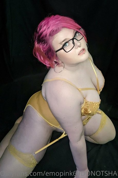 emopink69 ポルノスター アート 画像