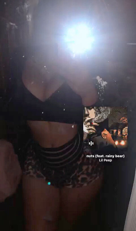 Angie D 可愛い女優 写真