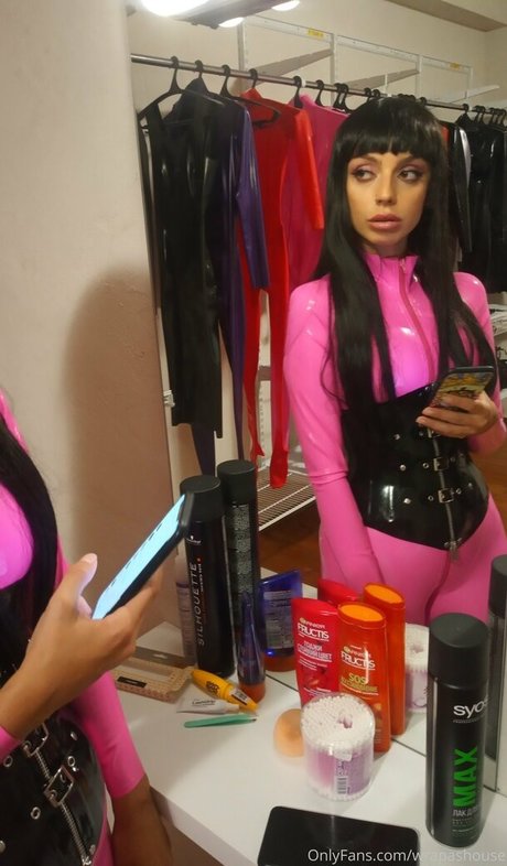 Wrapashouse ポルノスター 写真