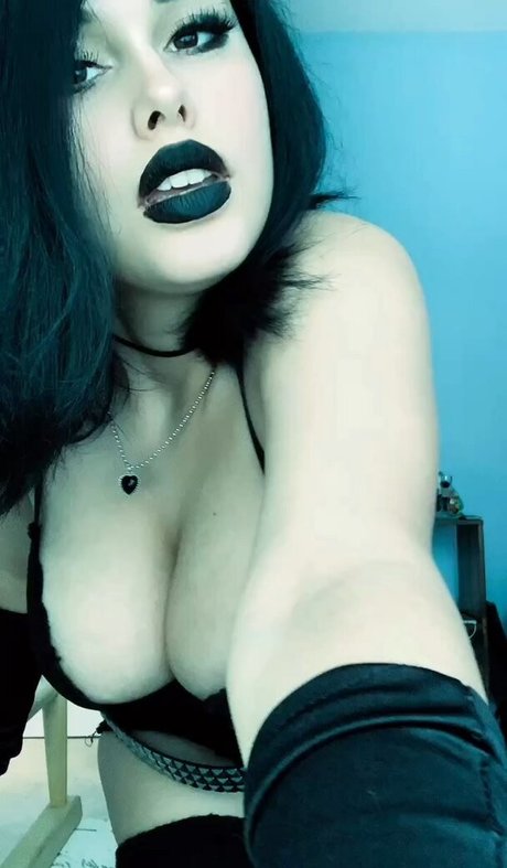 MariaTrevino ヌードモデル 写真
