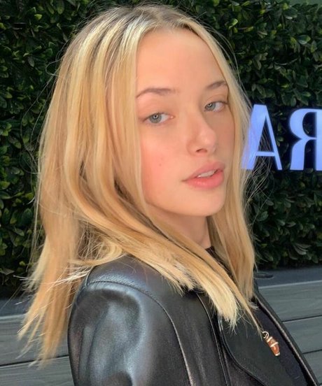 Lola Losada ポルノ女優 写真