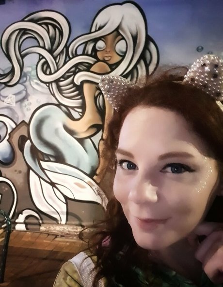 キャスティングオンリーファンズ セクシーヌード 写真