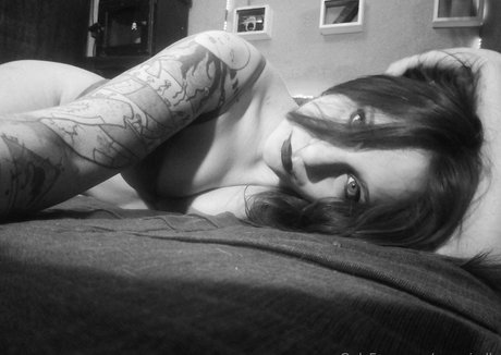 goat redhead セクシー女優 写真
