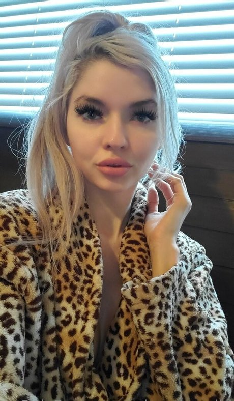 完璧なプッシーオンリーファンズ ホットxxx 写真