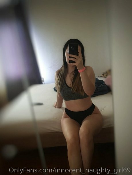 foxy mayaa69 可愛い女優 画像