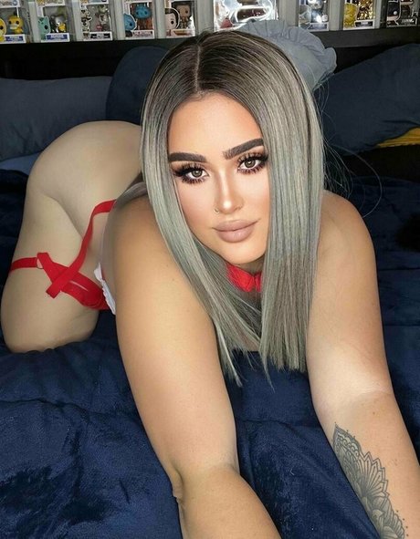 badbbyskyfree トップポルノスター 写真