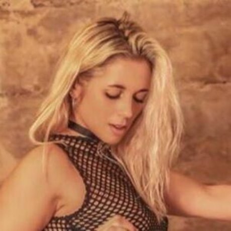 Sarah Burdy ポルノスター ヌード 画像
