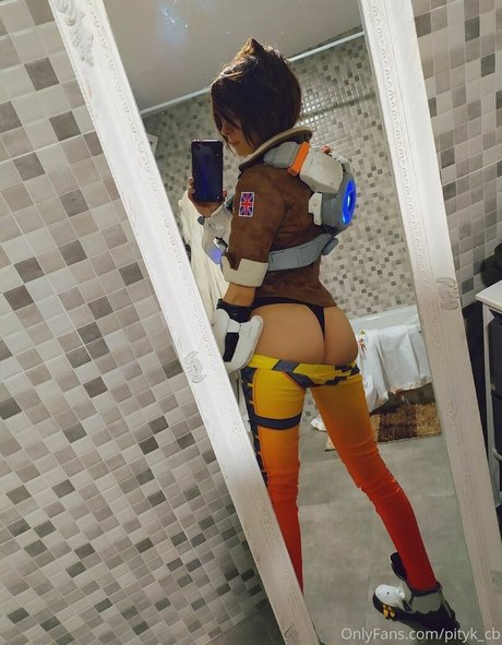 Pitykitty ポルノ女優 写真