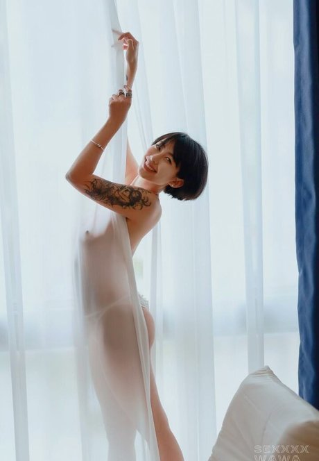 アマチュア3P オンリーファンズ セックス 写真