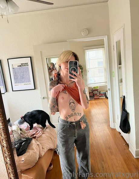 ratxgurl ポルノモデル 写真