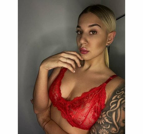 ギャングオンリーファン 無料xxx 写真