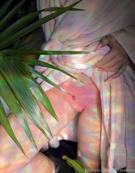 onlysage444 ヌードのポルノスター 写真