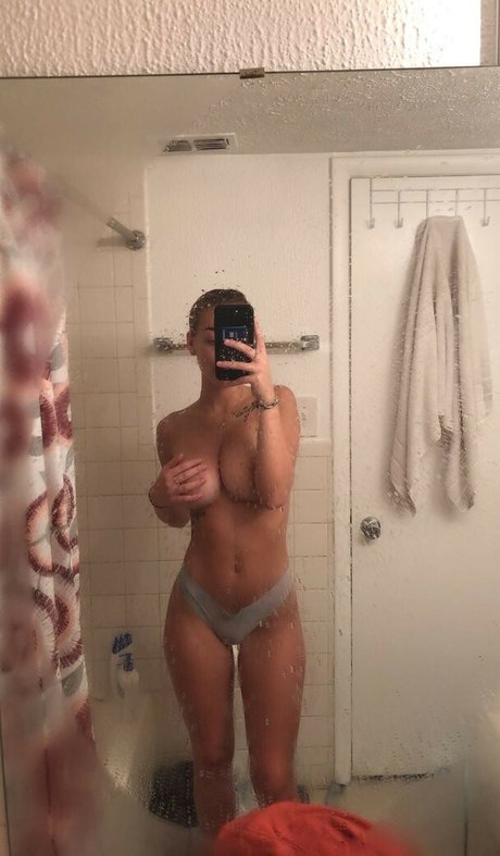 Rylee Thomas ポルノ女優 アーカイブ