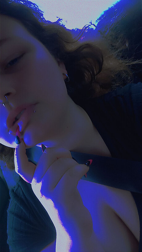 黒檀のお尻オンリーファンズ アートポルノ 画像