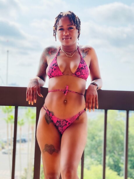 RoxyC 高品質スター 写真