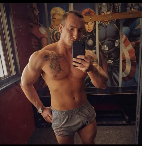 El Gabriel セックス女優 写真