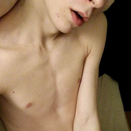 NerdyTwink ポルノスター 独占 画像