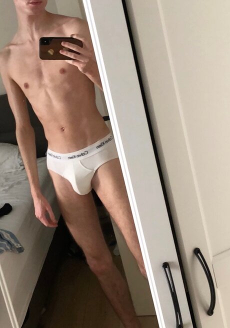 フェラチオ アジア人 オンリーファンズ セックス 写真