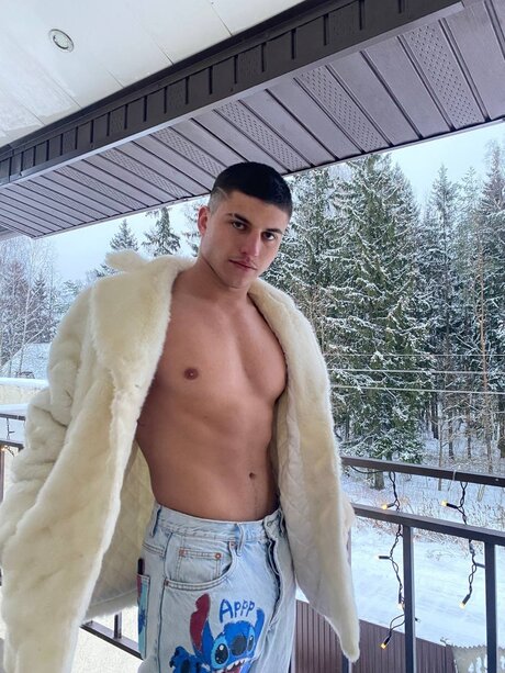 Igorek33 セックス女優 画像