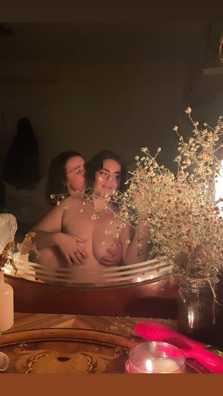 impure thots アートスター 写真