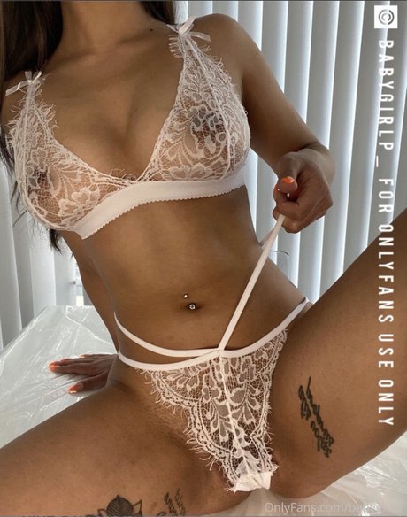 Priya Ares ホット女優 画像