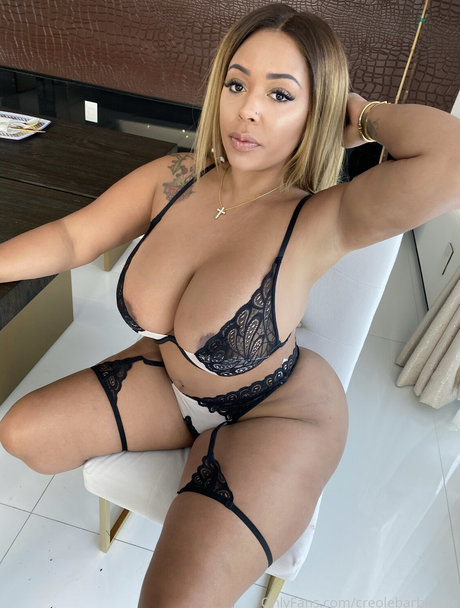 Aundreana Rene 最高のスター 写真