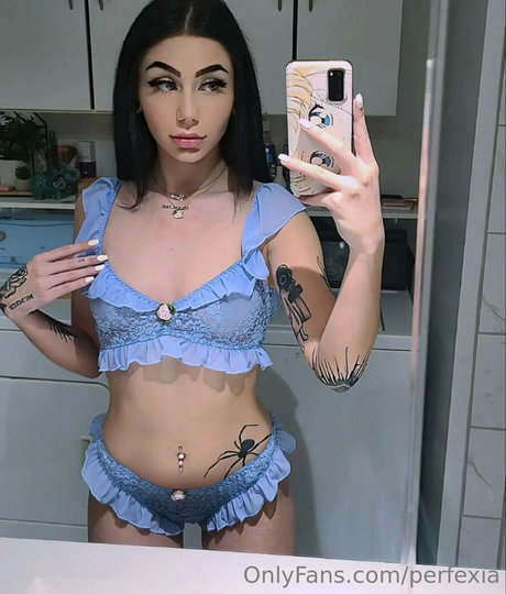 フェラチオ自撮りオンリーファンズ ホットヌード ギャラリー