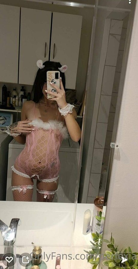 曲線美のラテン系オンリーファンズ 裸 ギャラリー