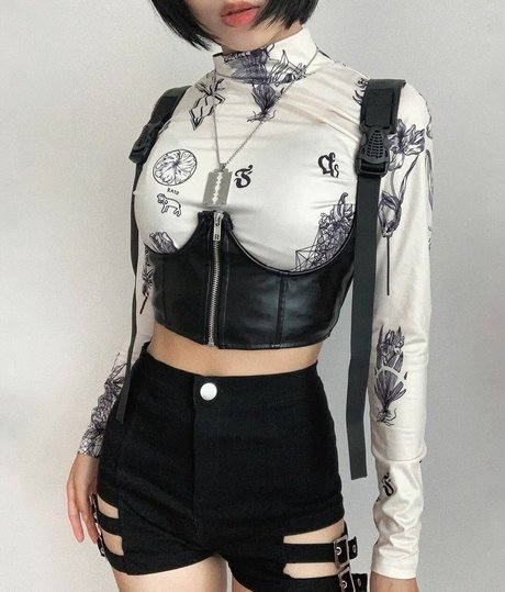 オニオンオンリーファン 裸 ギャラリー