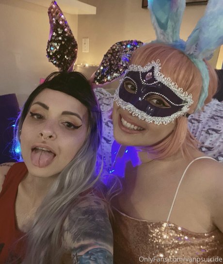 vanpsuicide 素敵なポルノスター 写真