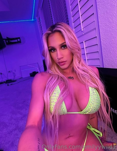グローリーホール妻オンリーファンズ セックス 写真