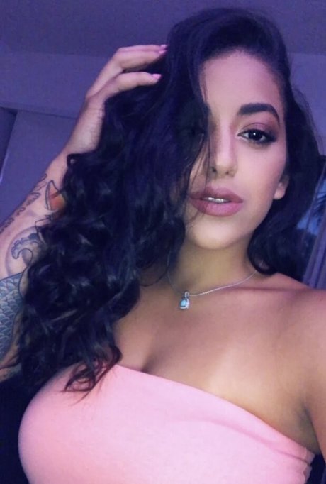 Mia Martinez 独占モデル 写真