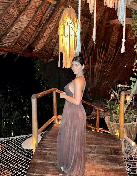 黒い肌のオンリーファンズ 無料セクシー ギャラリー