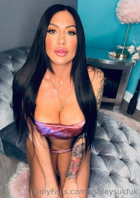 黒いお尻のオンリーファンズ ホットヌード 画像