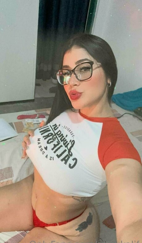 毛深い膣オンリーファンズ 美しいxxx 画像
