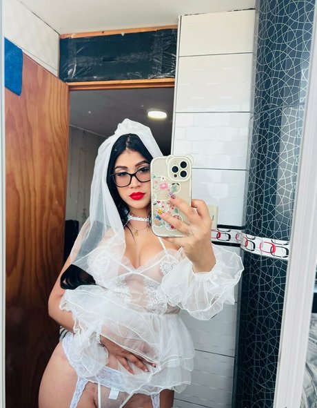 annykalif アート女優 写真
