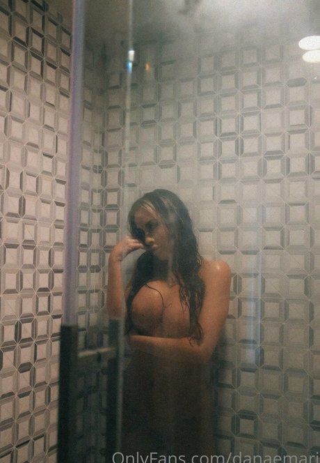 Danae Mari トップ女優 画像