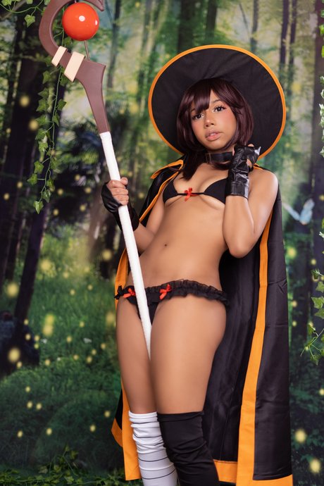 Akane Araragi 裸のスター ギャラリー