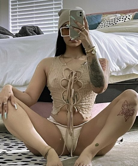 Indyamarie 素敵なポルノスター 写真