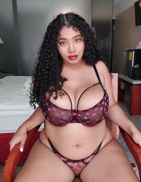 Karla Turner 美しいモデル 写真