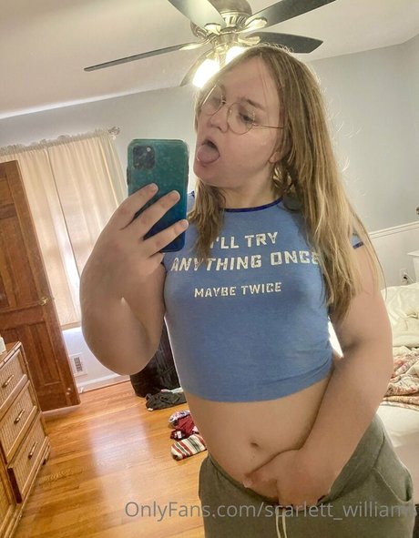 Scarlett Williams ポルノモデル 写真